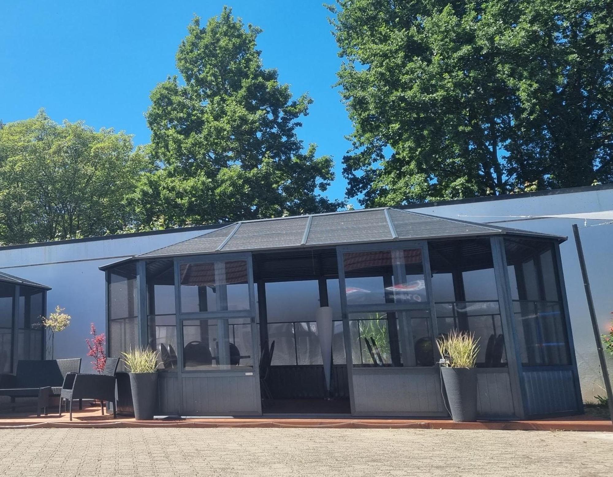 Bennetts Restaurant Und Hotel Wittingen Exterior foto