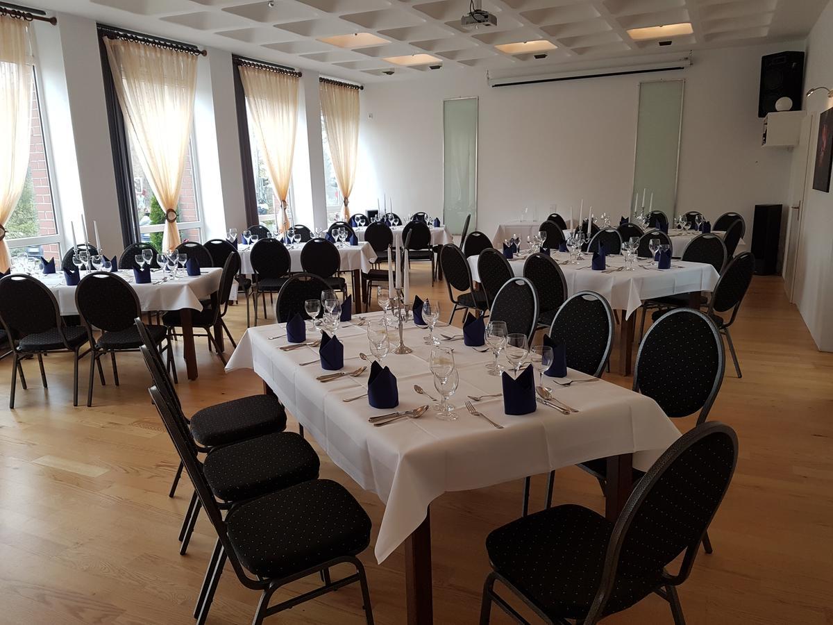 Bennetts Restaurant Und Hotel Wittingen Exterior foto