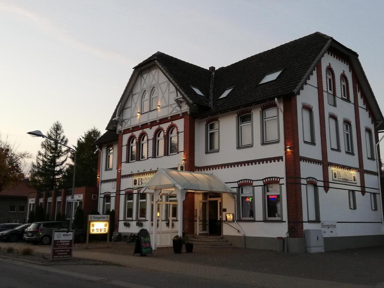 Bennetts Restaurant Und Hotel Wittingen Exterior foto
